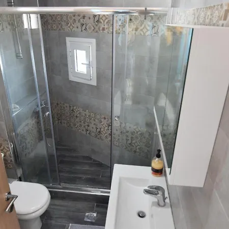 Orestis Apartament *