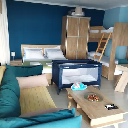 Orestis Apartament *
